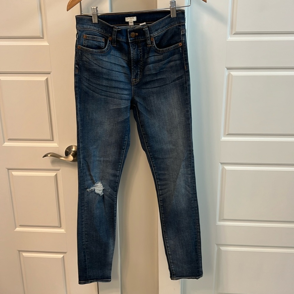 JCrew skinny stretch jeans with worn knee